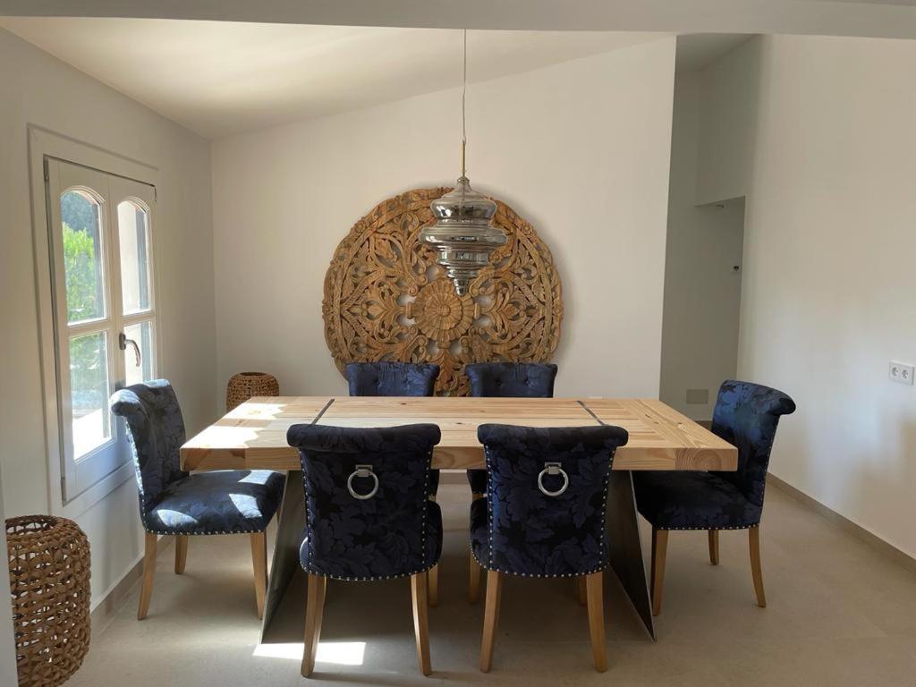 Wunderschoene Mit Wlan Und Heizung Villa
